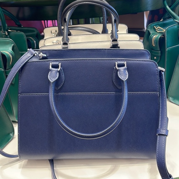 Kate Spade Madison Saffiano Leather Medium Satchel
COLOR:
Parisian Navy
NWT - Picture 14 of 16